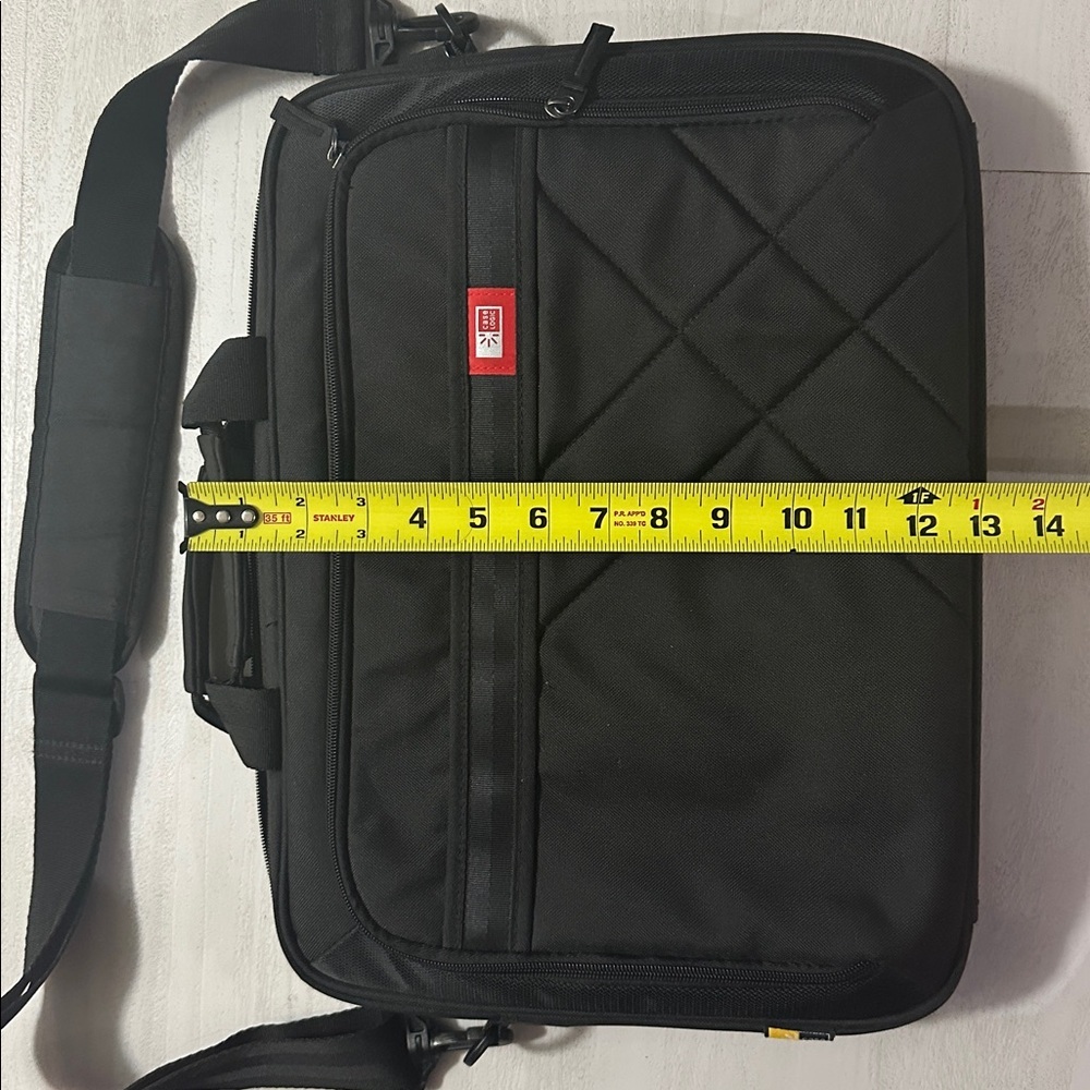 Laptop Case Logic Stylish Black Bag with Shoulder Strap - Picture 10 of 17